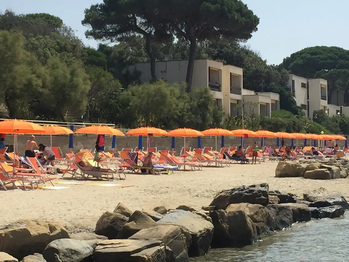 Baia Toscana contacts